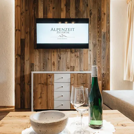 Alpenzeit Zillertal Appartement *