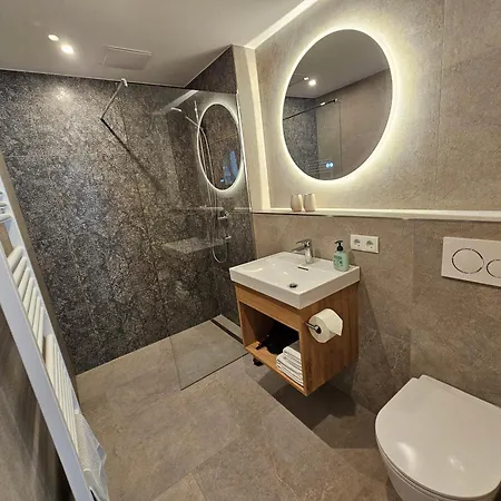 Alpenzeit Zillertal * Zell am Ziller