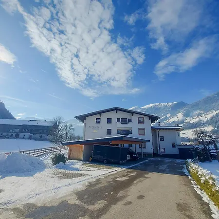 Daire Alpenzeit Zillertal